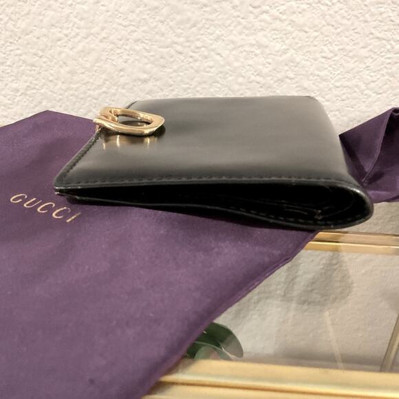Gucci Black Wallet with Gold Accent - Picture 2 of 12